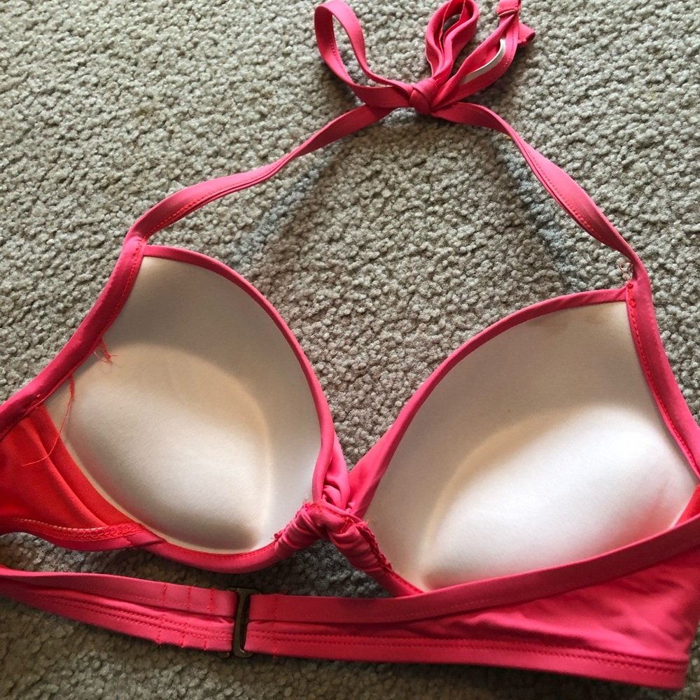 Women’s swim top
